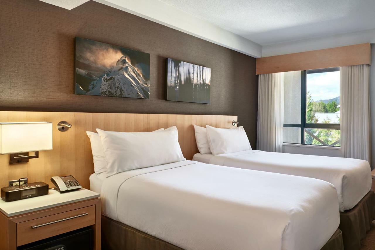 Delta Hotels By Marriott Whistler Village Suites Exterior foto